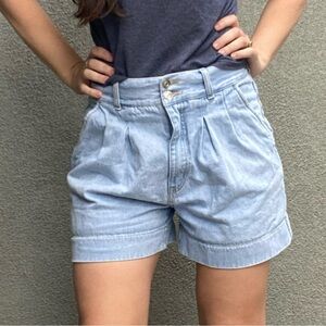 High waisted pleated Jean Shorts